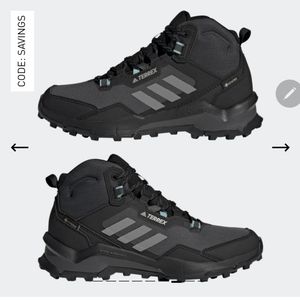 New In Box Womens Adidas Black Hiking Boot/Shoe